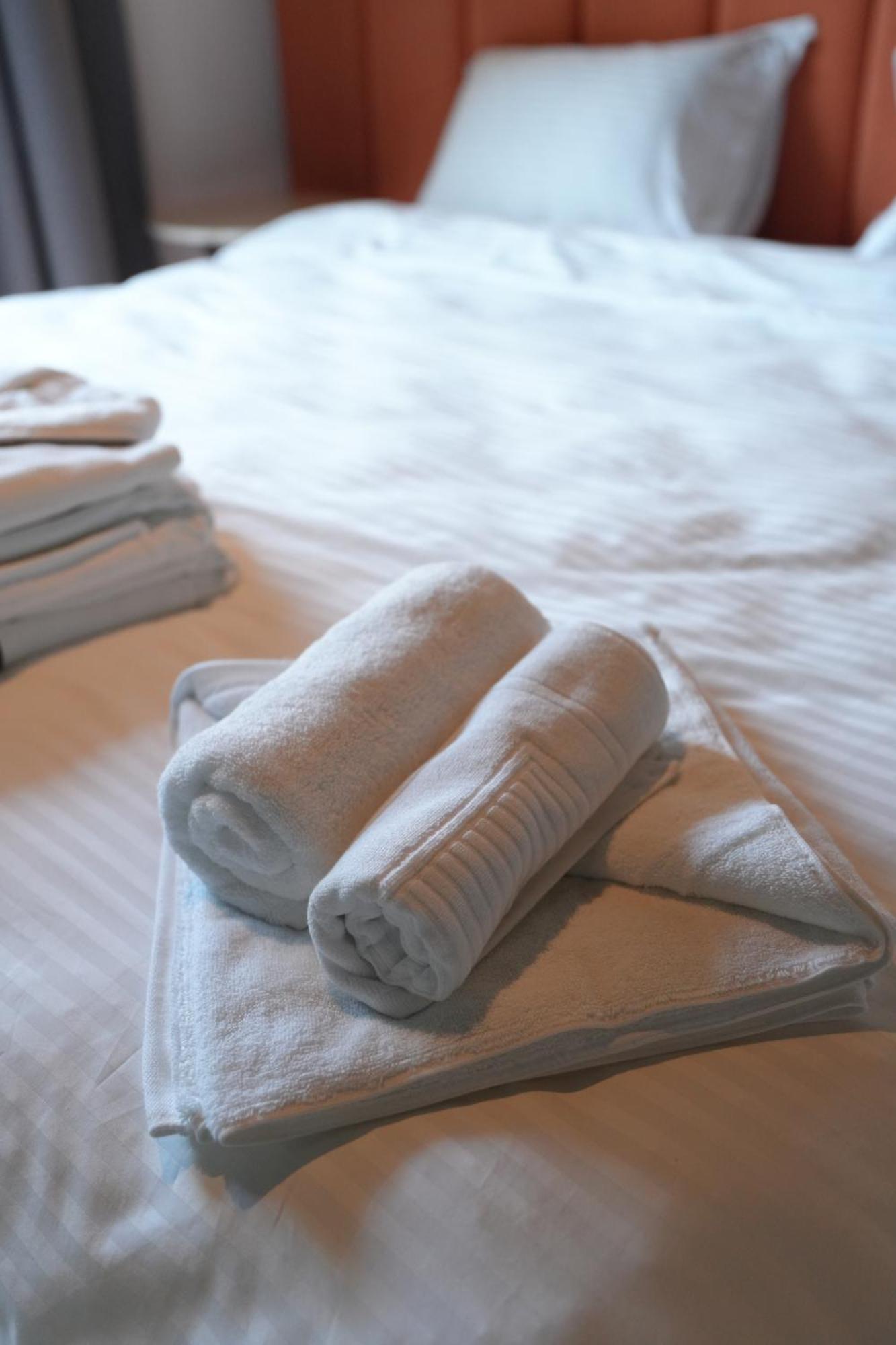 Biond Hotel 普里兹伦 外观 照片